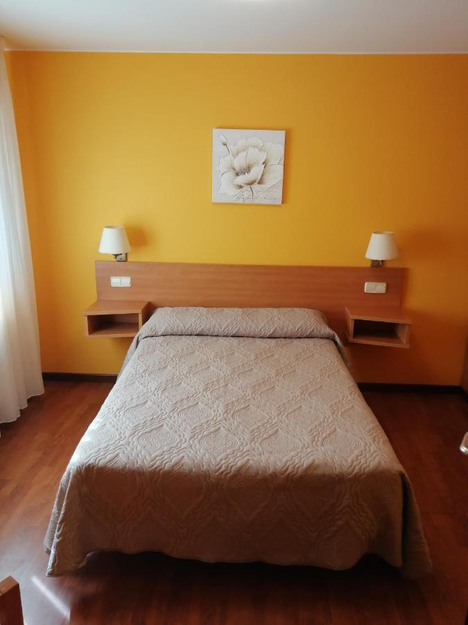Pension Teyma Ponteceso Exterior photo